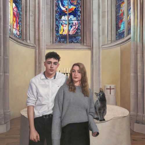 the portrait can be painted in a large format, with the background of your choice