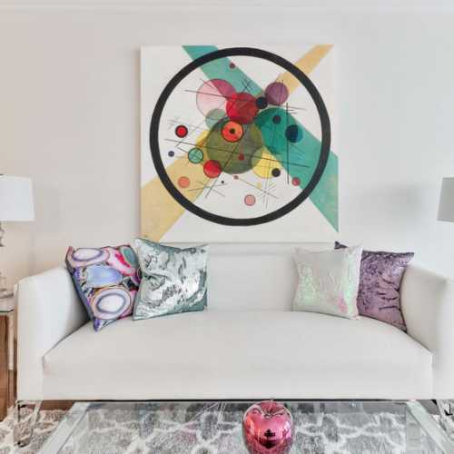 Alternatively, the painting can be left with painted edges for a minimalist look.